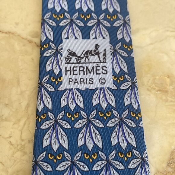 Hermes 100% Silk Owl Eyes Tie - Picture 7 of 10